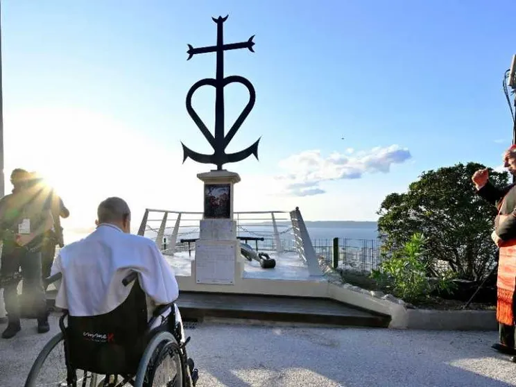 Papa Francesco: salviamo i fratelli in mare, no alla paura delle migrazioni
