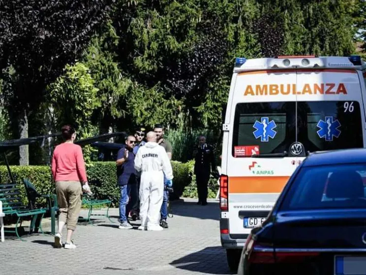 Uccide moglie, figlio 17enne e suocera e si suicida