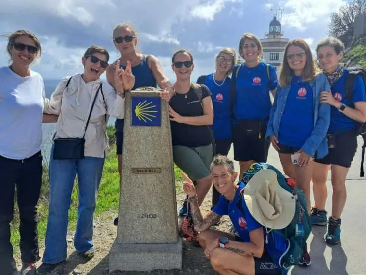 Dieci donne in Cammino contro il cancro: il nostro grazie lo diciamo a Santiago
