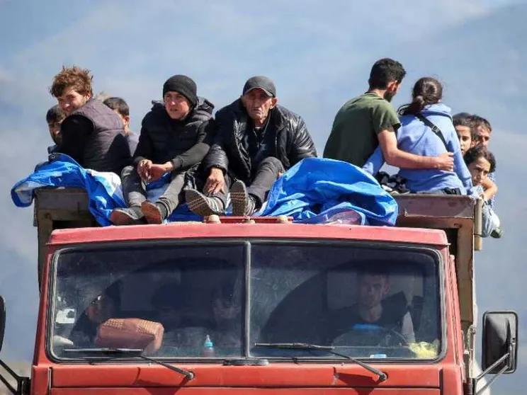 Al via i contatti verso la pace fra Amenia e Azerbaigian