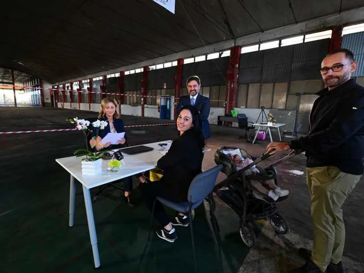 Ritorno in fabbrica a Napoli per gli operai ex Whirlpool