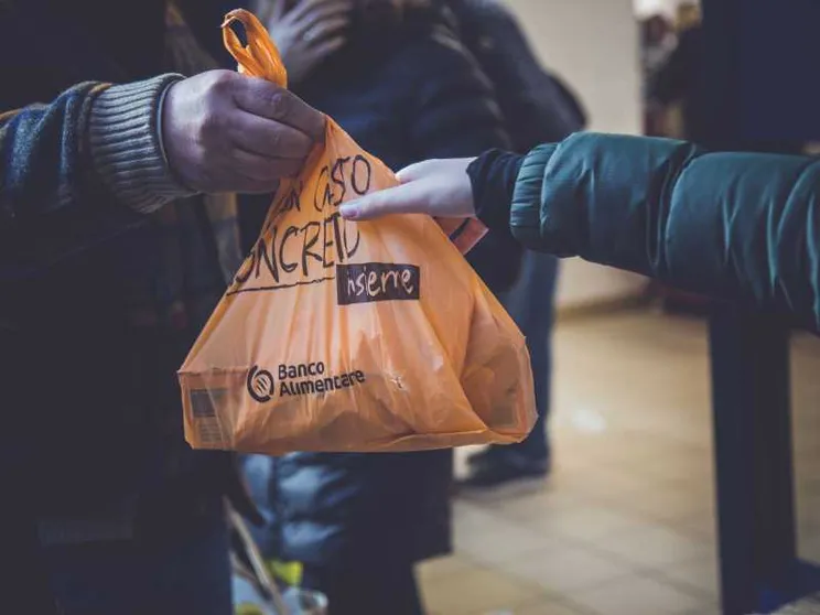 Oggi la Colletta alimentare: si può fare la spesa anche per i più poveri