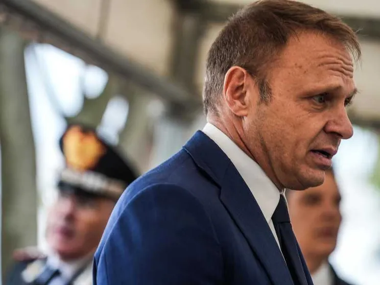 Lollobrigida ferma il Frecciarossa, opposizioni all'attacco: si dimetta