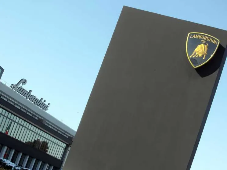 Accordo in Lamborghini: si lavorerà meno e con stipendio più alto