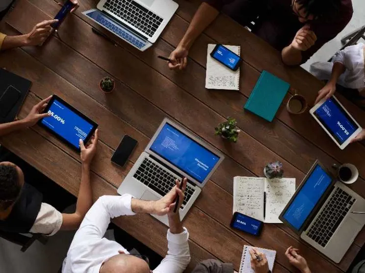 Dalle imprese al capitalismo la consulenza si prende tutto?