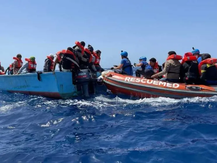 La Cei e la nave dei soccorsi: «Accuse diffamatorie»