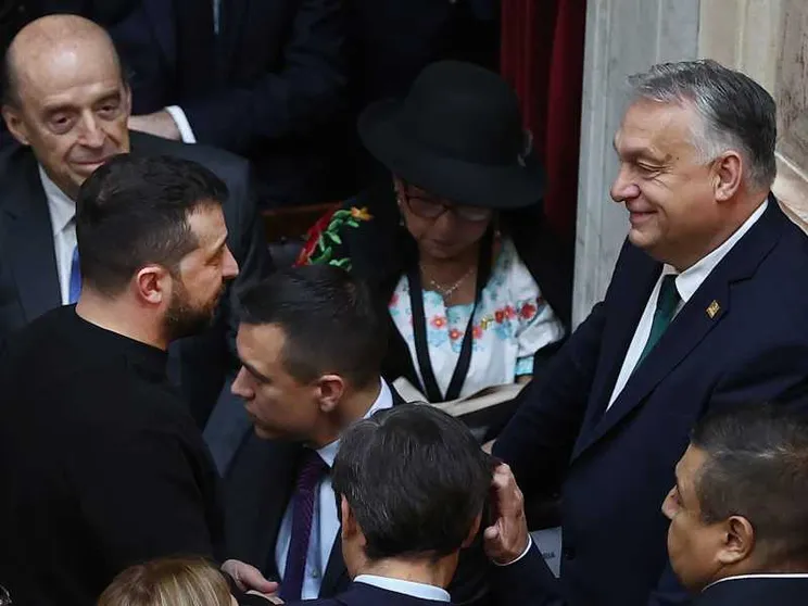 Ucraina nell'Unione Europea: Orbán cede, via libera ai negoziati di adesione