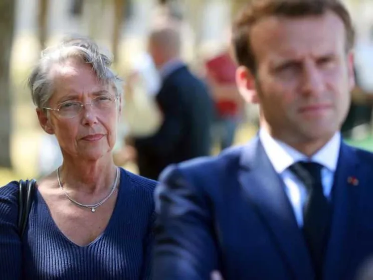 Macron «abbandona» Borne: cercasi nuovo premier a Parigi