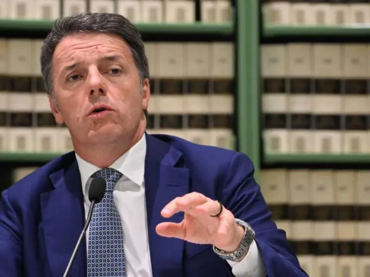 L'affondo di Renzi: «Insisto, Delmastro deve lasciare»