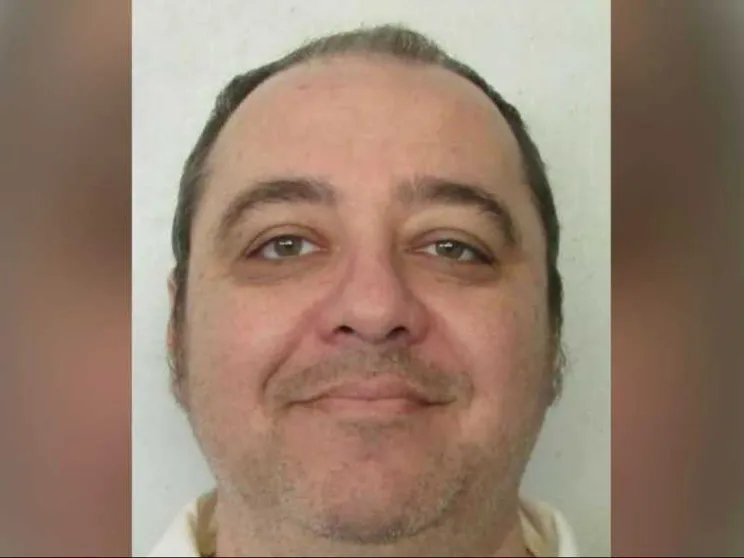 Kenneth Smith soffocato con l'azoto. La morte dopo 22 minuti di agonia