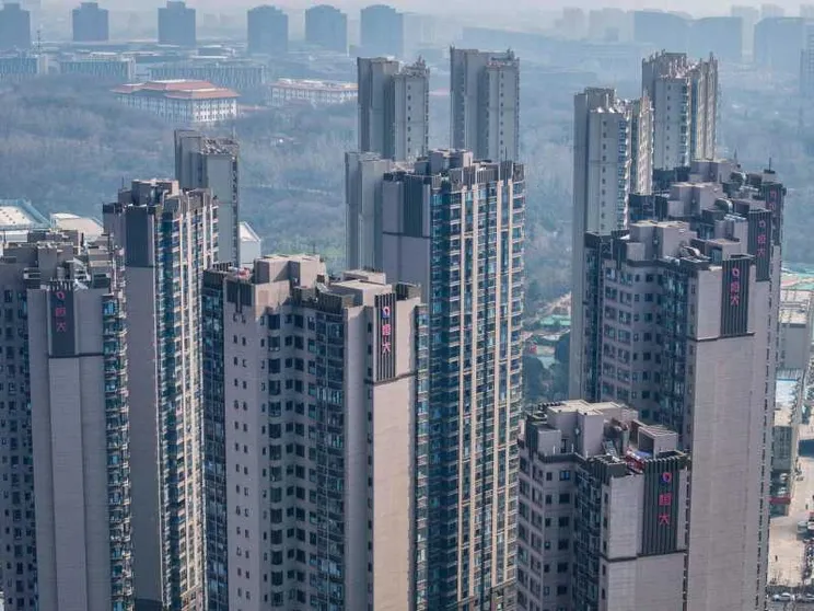 Evergrande in liquidazione. La crisi immobiliare cinese si complica