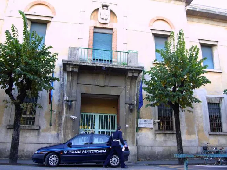 Ancora suicidi e aggressioni dietro le sbarre