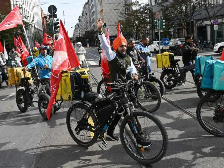 Salta l'accordo nella Ue sui rider. Decisivo lo stop di quattro Paesi