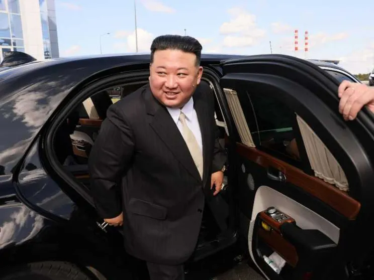 Putin omaggia Kim con una limousine