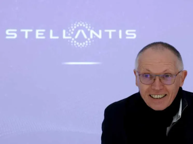 Stellantis, quanto guadagnano il presidente John Elkann e l'ad Carlos Tavares