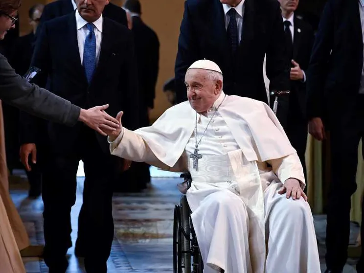 Il Papa: «Non accada più che non siano ascoltate le vittime»