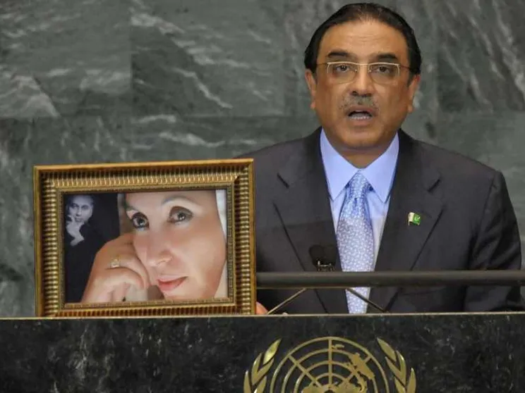 Dopo undici anni Zardari rieletto presidente del Pakistan