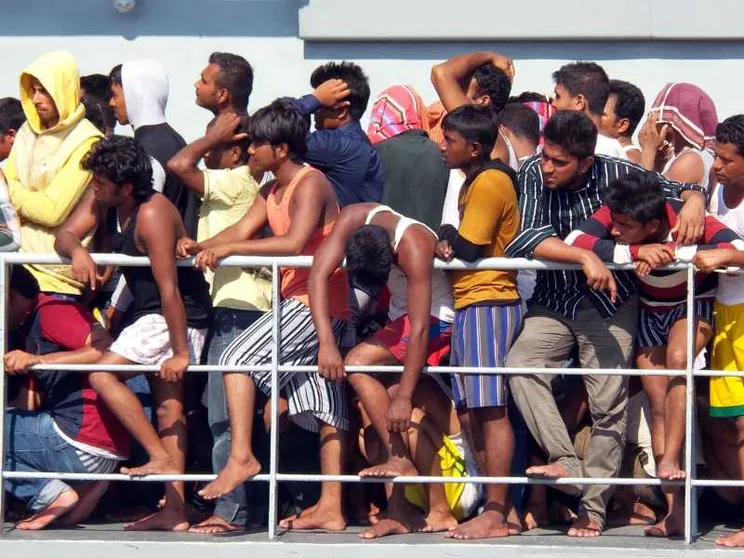 Ci sono 108 milioni di sfollati nel mondo. E il 41% è minorenne