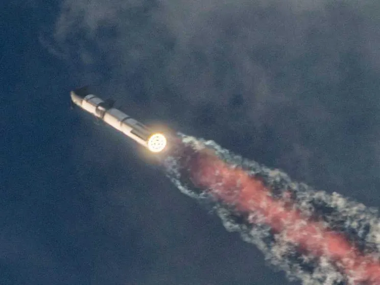 Starship scompare dai radar. Ma il volo di prova è un successo