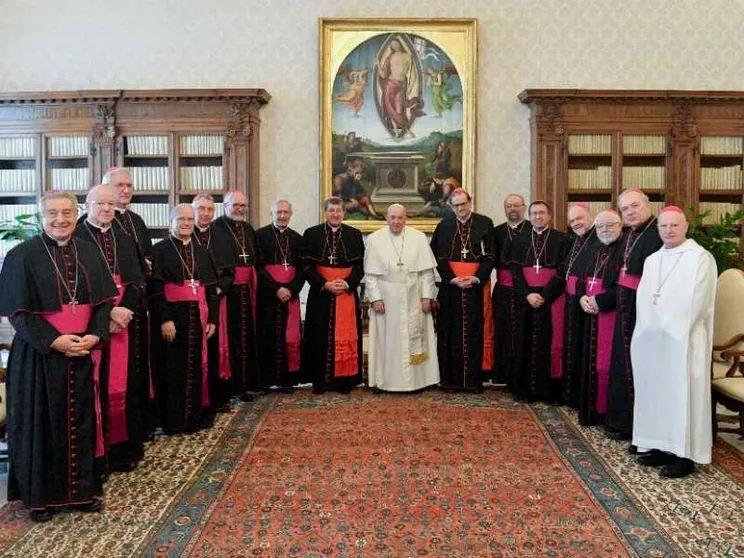 Toscana, laboratorio per la Chiesa. Betori: giovani e vocazioni le urgenze