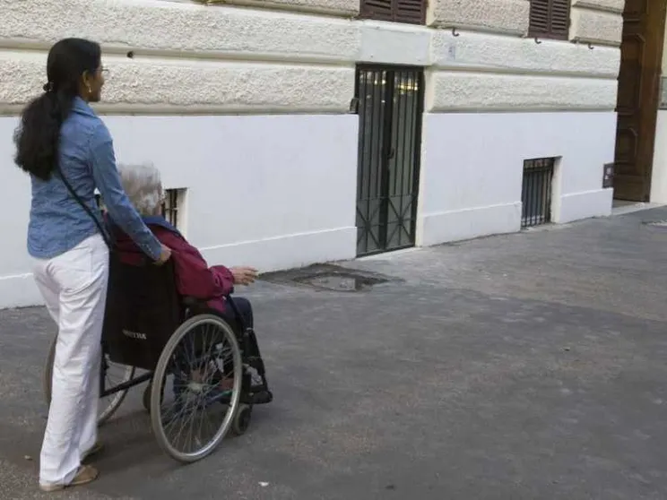 Anziani non autosufficienti, in vigore la «riforma che non c'è»