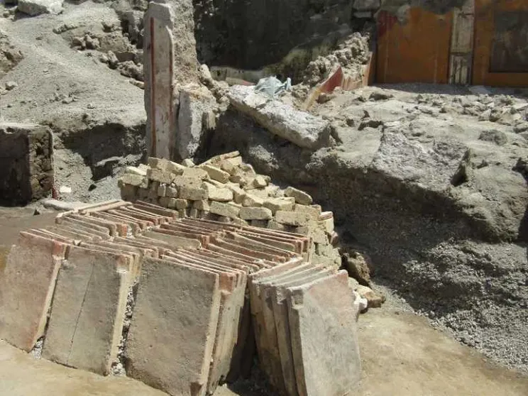 Pompei: scoperto cantiere edile sorpreso dall'eruzione del Vesuvio