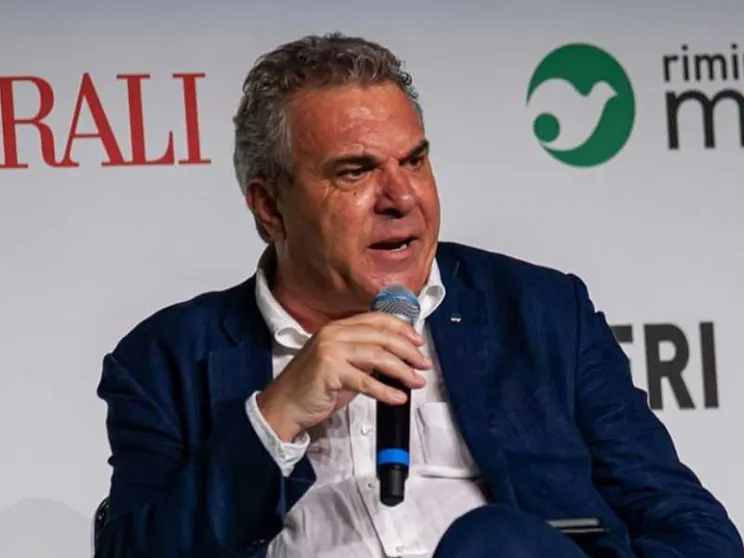 Sbarra: «Una stagione nuova lavoro-imprese. Cgil, basta feticci ideologici»