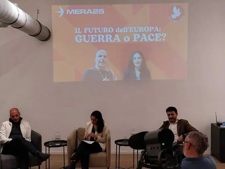 Diem25: «No a un'Europa "cupola di ferro"»