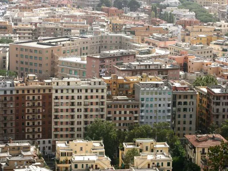 Abi: giù i tassi sui prestiti, per la casa in media si scende al 3,79%