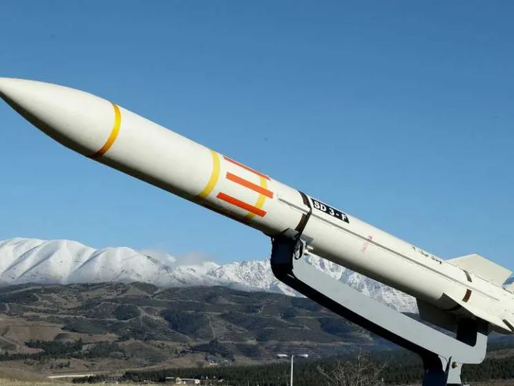 I razzi di Teheran e lo scudo israeliano: le armi in campo
