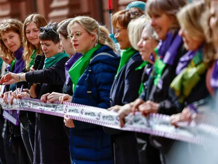 Aborto, diventerà un diritto anche in Germania?