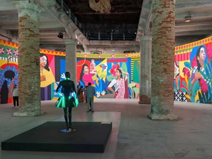Straniera e popolare, la Biennale guarda a Sud
