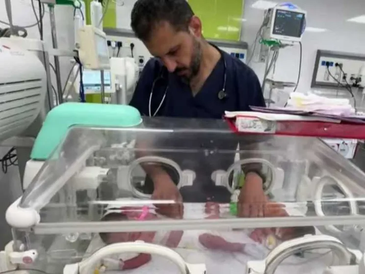 Sabreen Jouda, la neonata estratta viva dal corpo della madre uccisa a Rafah