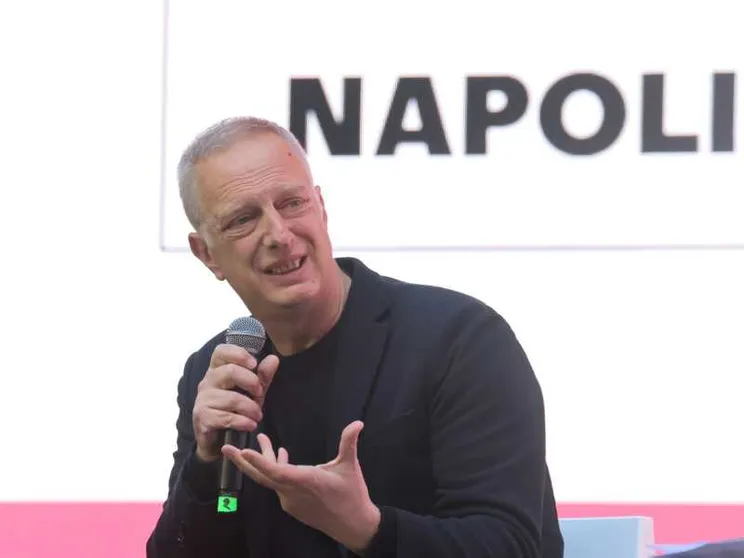 La «paura» dello scrittore e le «telefonate» della premier alla Rai