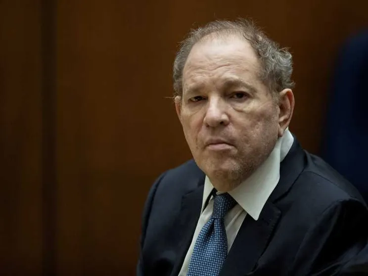 Annullata la condanna per reati sessuali a Weinstein