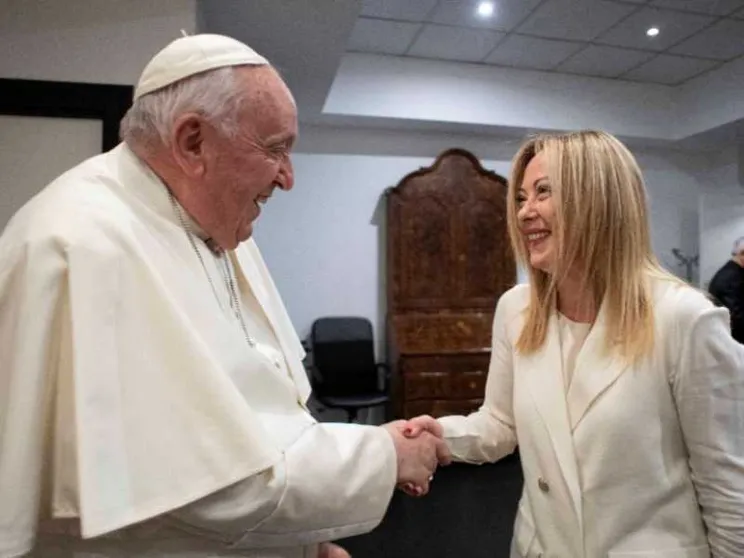 Il Papa andrà al G7: Francesco interverrà sull'intelligenza artificiale