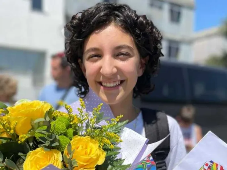 Dal cancro ai migranti: l'altruismo di Marta, “alfiere” a 15 anni