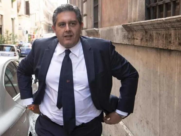 Signorini tace dai pm. Lo farà pure Toti che apre al confronto con i partiti