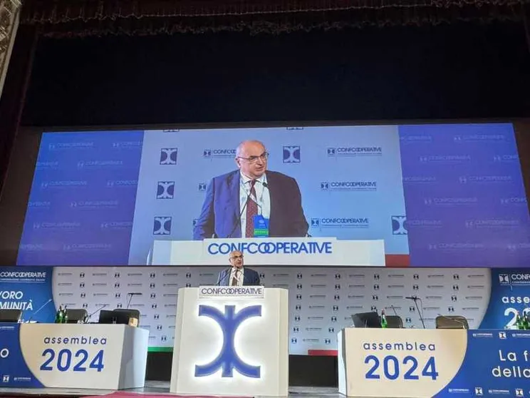 Confcooperative: «Le nostre imprese non trovano addetti»