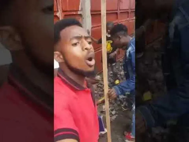 Video-choc della guerra dimenticata del coltan: così si muore in Congo