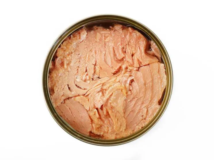 Perché c'è meno olio nel tonno in scatola? (C'entra anche lo spreco)