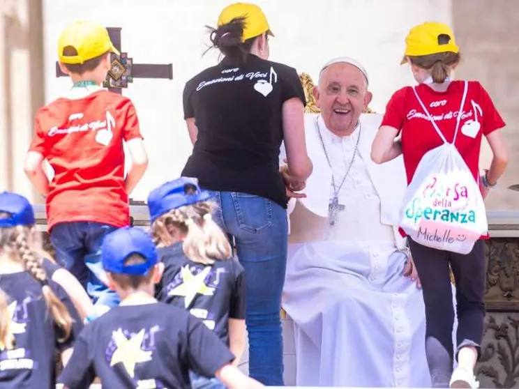 Con i bambini, torniamo a “dare vita alla vita”