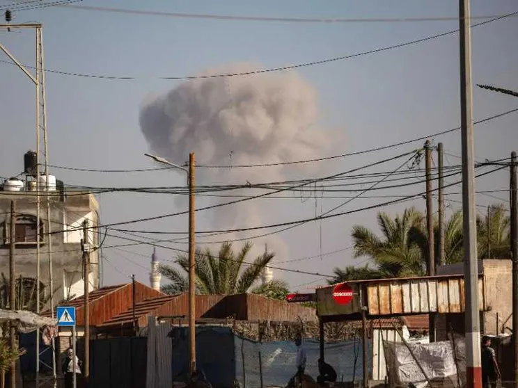 L'appello dei mediatori non ferma i raid israeliani