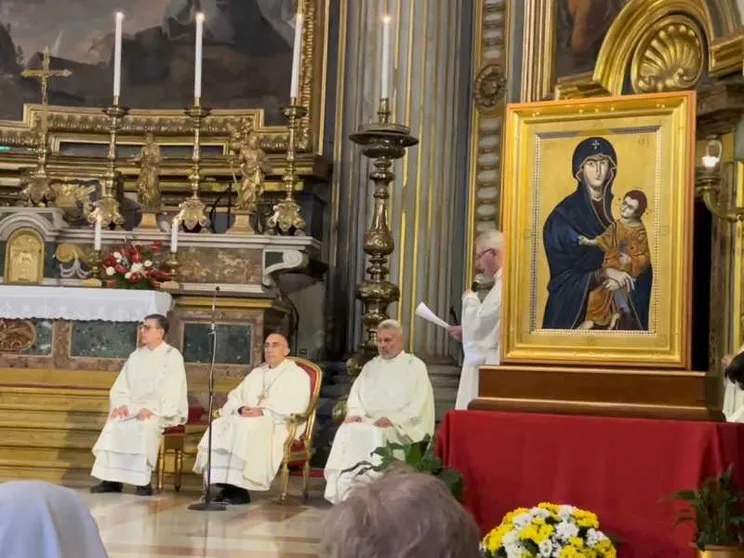 Il Papa invoca la Salus Populi Romani per la pace nel mondo