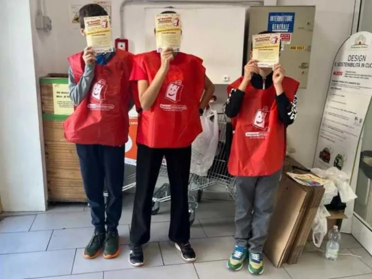 Ecco come funziona il “supermercato della solidarietà” della Caritas