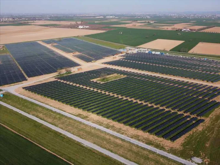Stato e Regioni si sono accordati su dove non mettere eolico e solare