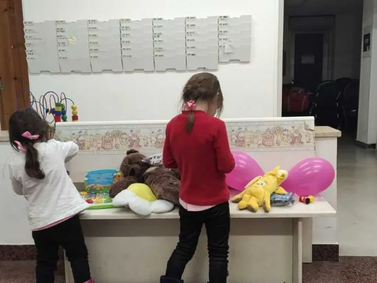 Caritas, allarme bambini 0-3 anni. Uno su sette senza cibo né cure
