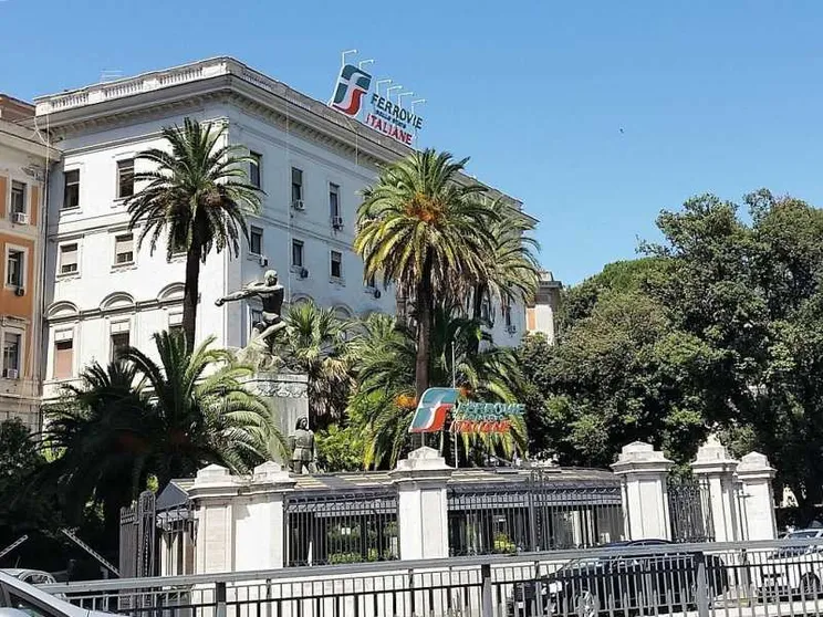 Gruppo Fs sigla linea di credito da 3,5 miliardi