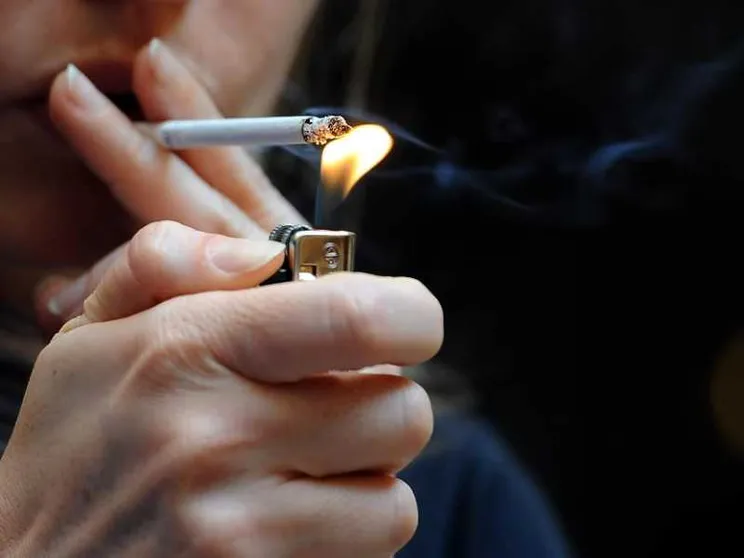 Proibire il fumo all'aperto non limita la libertà: fa bene a tutti