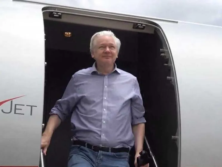 Julian Assange patteggia con gli Usa: è arrivato sulle isole Marianne